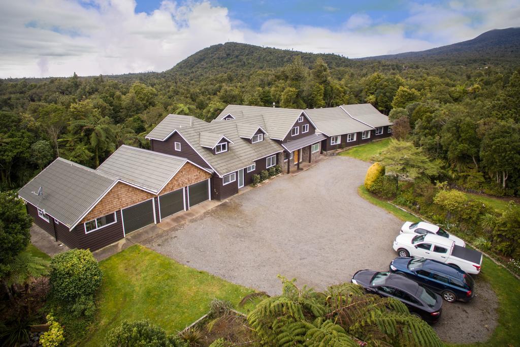 Lodge Patuha Rainforest Retreat